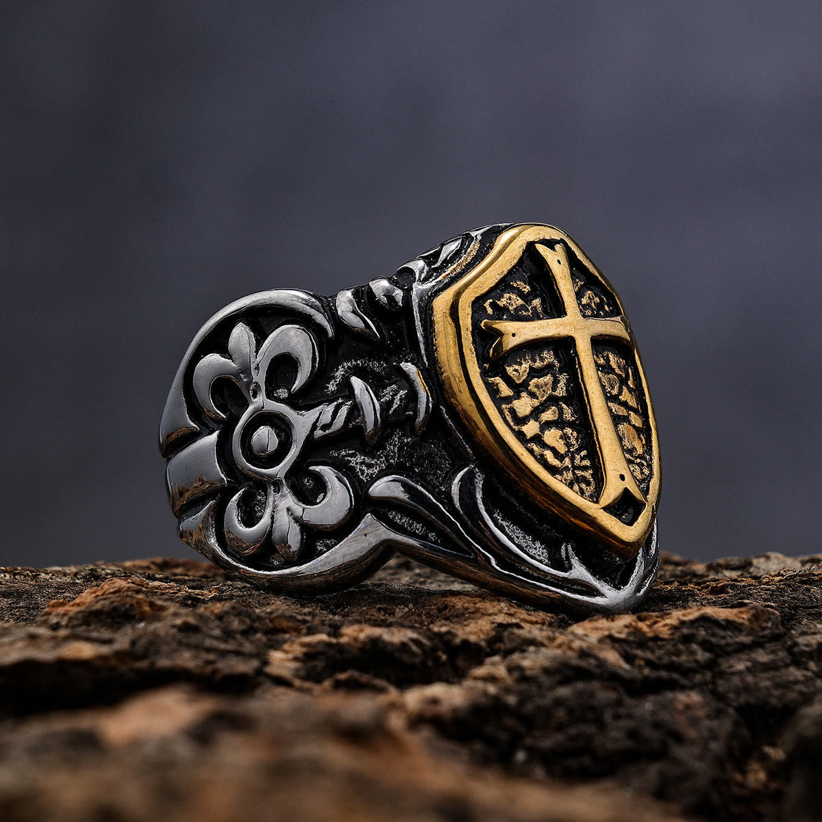 Exclusive Crafted Cross Ring - Expression of Daily Faith