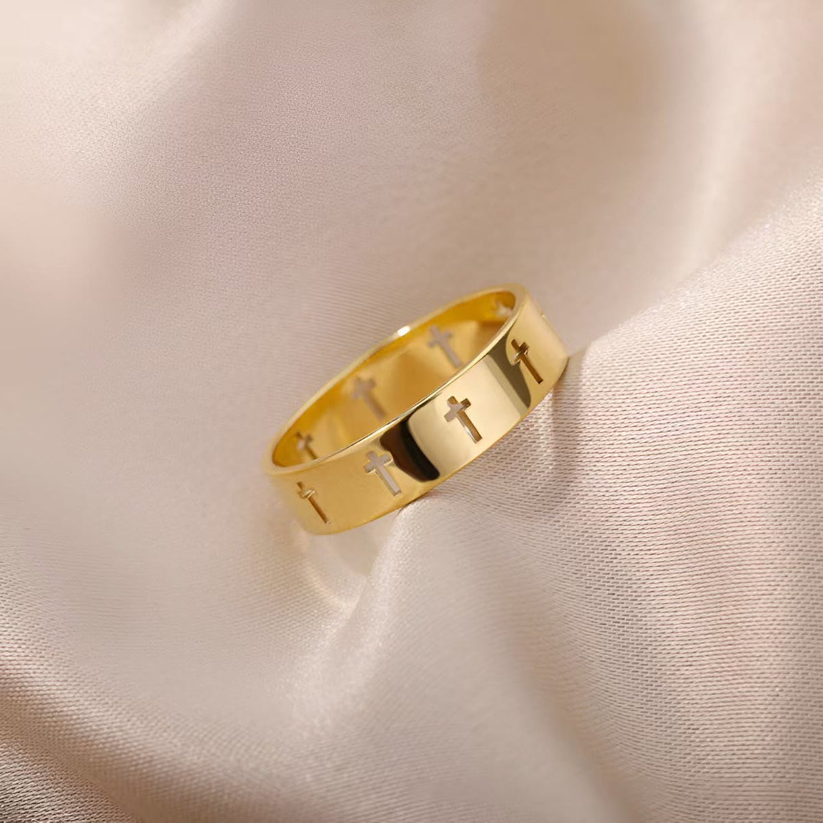 Divine Gold Cross Ring: A Simple Yet Deep Expression of Devotion
