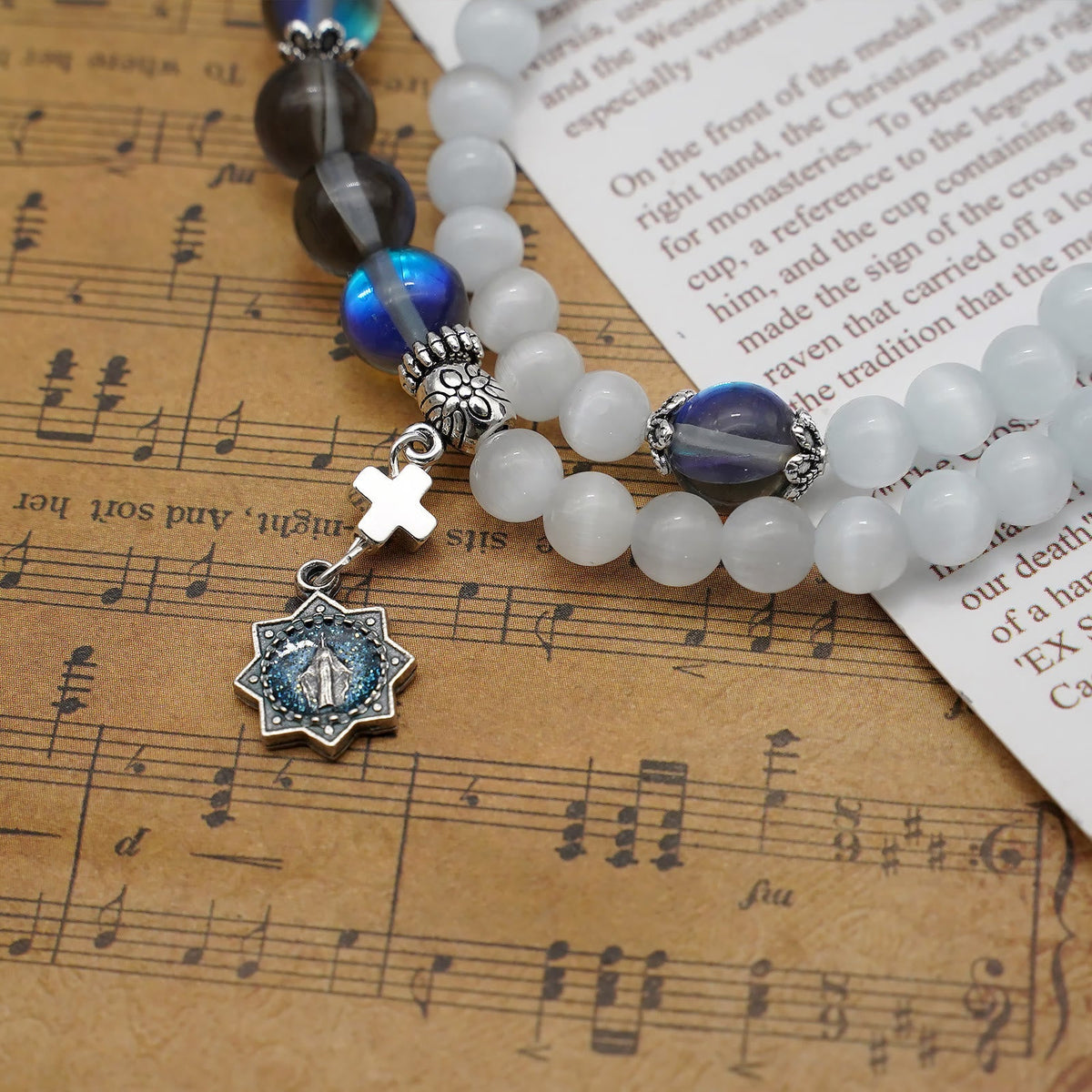 Minimalist Adjustable Bracelet with Multicolored Cat's Eye Stones and Miraculous Medal