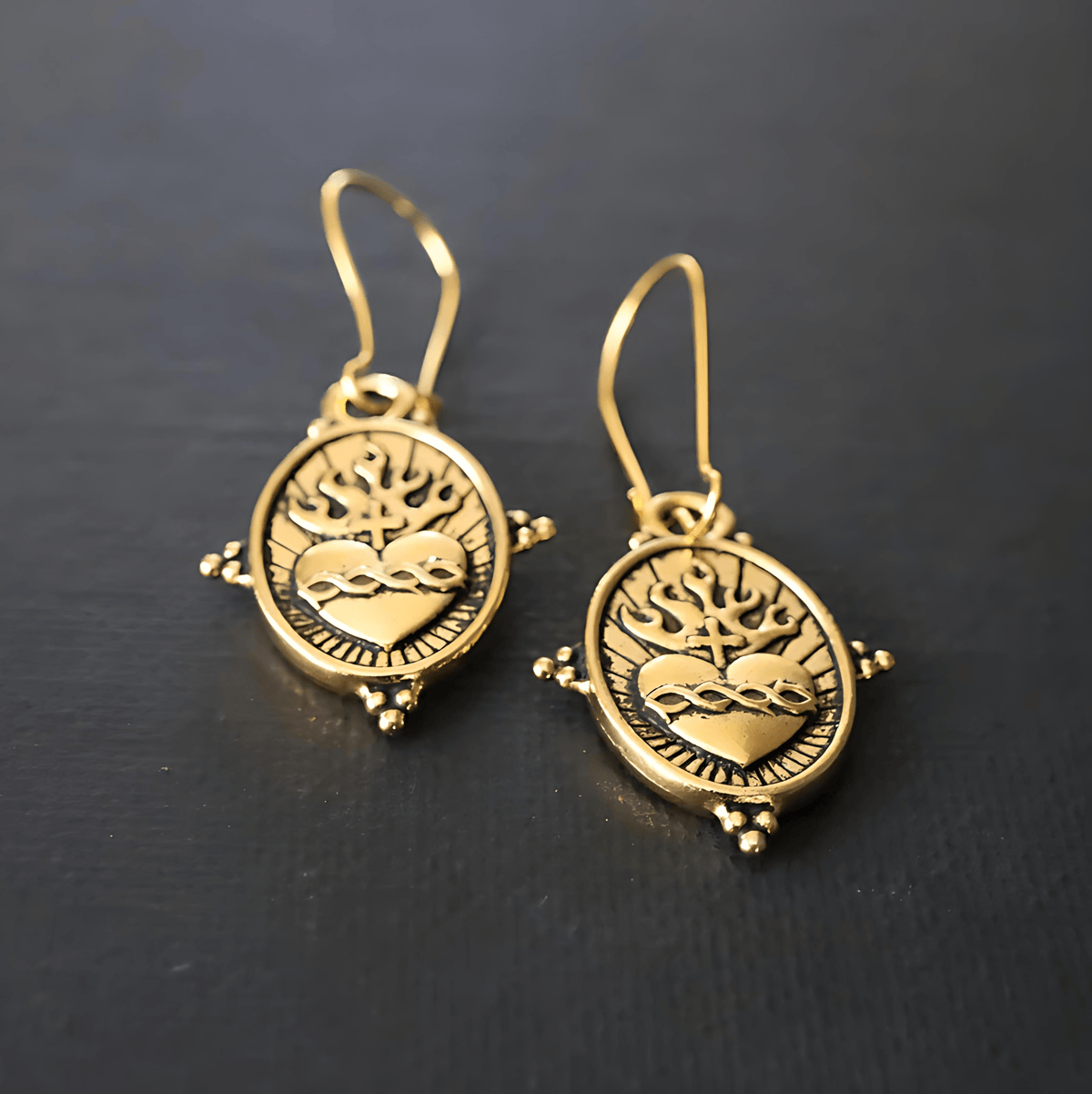 Vintage Style Sacred Heart Dangle Earrings: Faith & Devotion Jewelry VIP