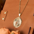 Four Styles Radiant Virgin Mary Oval Medallion Necklace: A Token of Heavenly Blessing