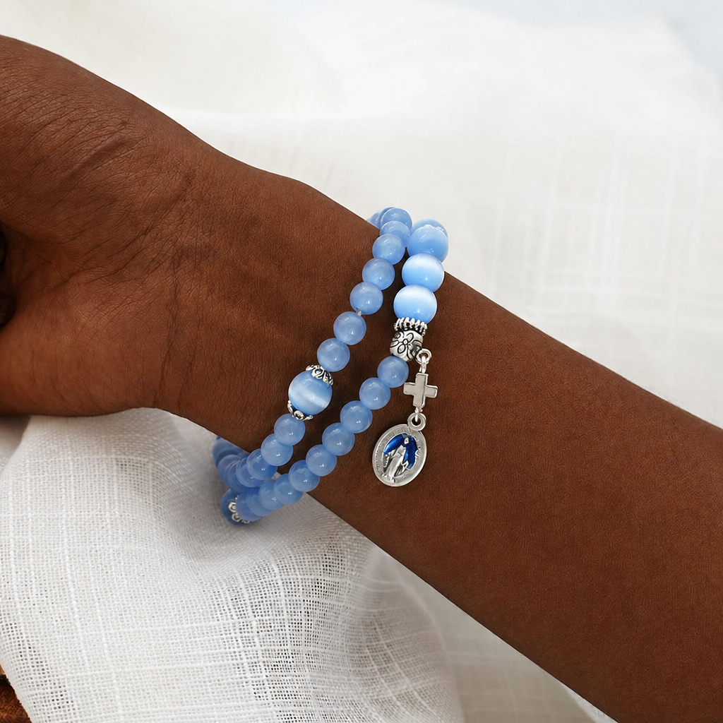 Minimalist Adjustable Bracelet with Multicolored Cat's Eye Stones and Miraculous Medal
